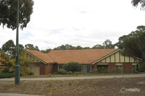 11 Yellow Gum Bvd, Sunbury, VIC 3429