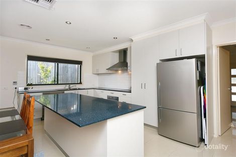 Property photo of 8 Rubeo Street Forde ACT 2914