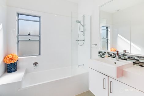 25-27 Passage St, Cleveland, QLD 4163