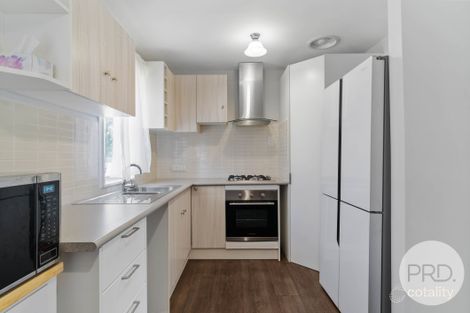 Property photo of 6 Adams Street Ashmont NSW 2650