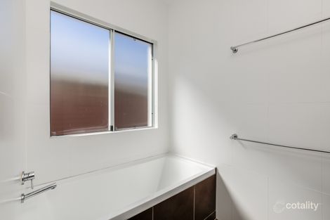 Property photo of 8 Waite Creek Court Cannonvale QLD 4802