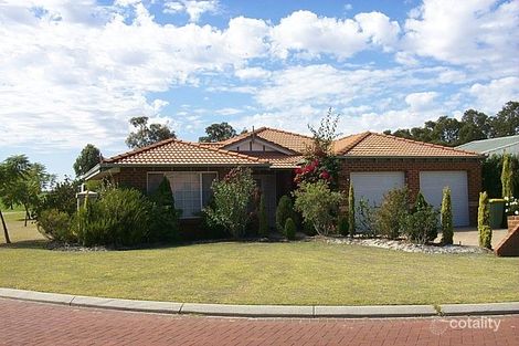 2 Miley Gdns, Willetton, WA 6155