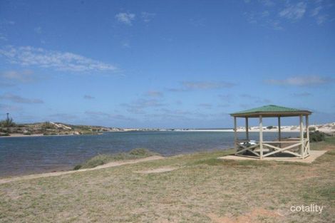 27 Ettrick Ct, Cape Burney, WA 6532