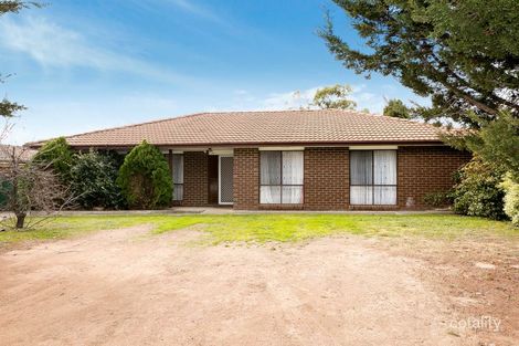 37 Collyburl Cres, Isabella Plains, ACT 2905
