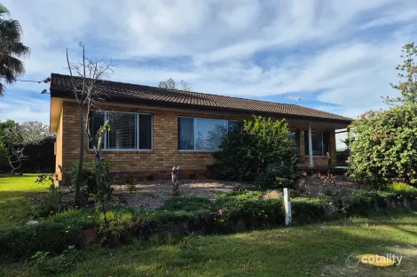 28 Croll St, Blueys Beach, NSW 2428