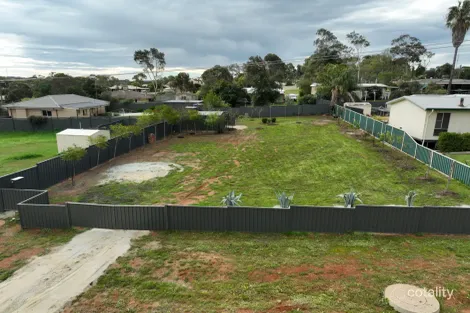 8 Nicholas St, Bolgart, WA 6568