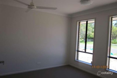 Property photo of 2/7 Willowie Crescent Eagleby QLD 4207