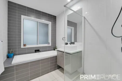 Property photo of 7 Abercrombie Street South Ripley QLD 4306