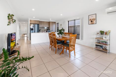 Property photo of 12 Hanlin Way Pimpama QLD 4209