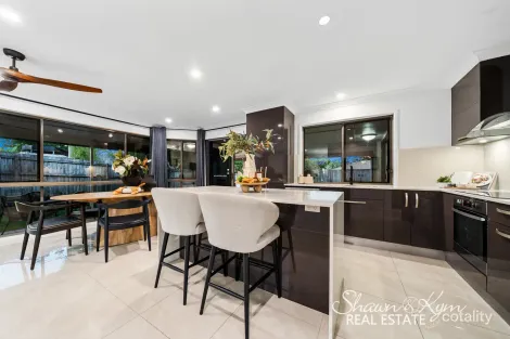 Property photo of 12 Michael Street Wynnum West QLD 4178