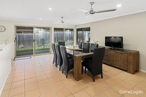 Property photo of 28 Sandalwood Drive Yamanto QLD 4305