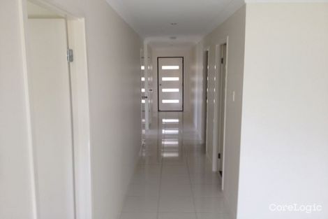 Property photo of 35 Outrigger Drive Mulambin QLD 4703