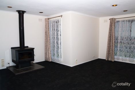 Property photo of 1/6 Eagle Drive Pakenham VIC 3810