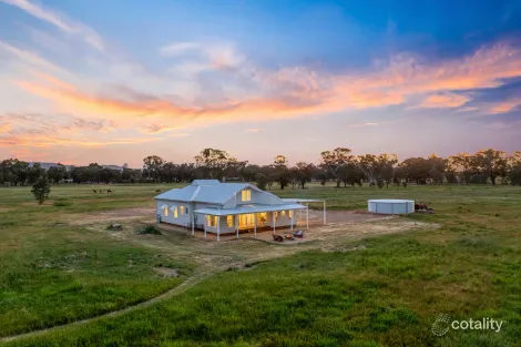 76 Moglonemby Rd, Euroa, VIC 3666