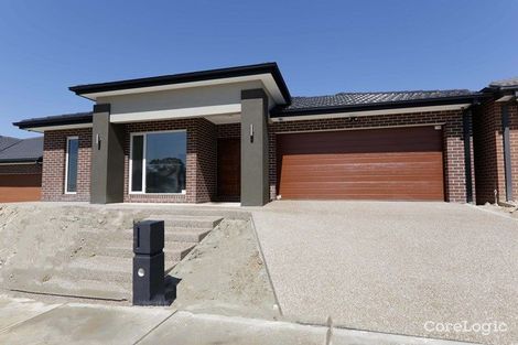 Property photo of 36 Hyde Avenue Clyde North VIC 3978