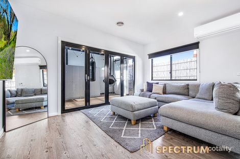 Property photo of 38 Elmtree Crescent Clyde North VIC 3978