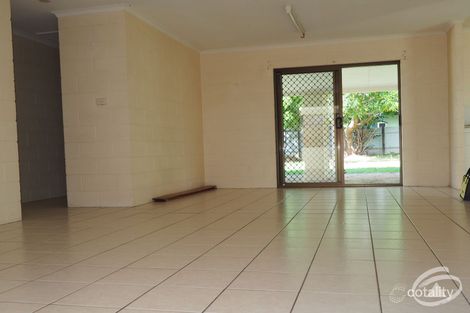 Property photo of 5 Tracey Close Woree QLD 4868