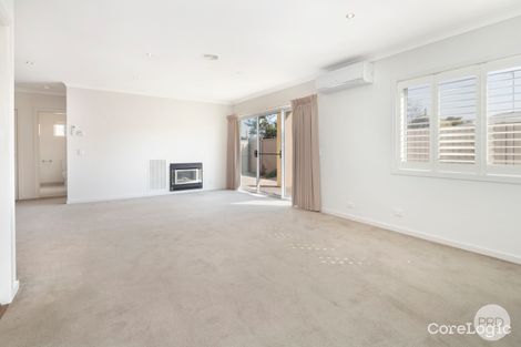 Property photo of 6 Brighton Court Wendouree VIC 3355