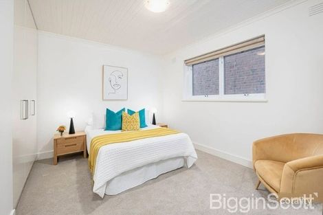 Property photo of 4/318 Beaconsfield Parade St Kilda West VIC 3182