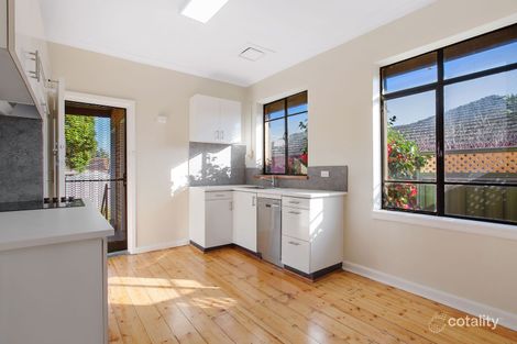 Property photo of 39 Collins Street Heidelberg Heights VIC 3081