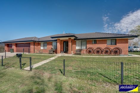 196 Sandon St, South Guyra, NSW 2365