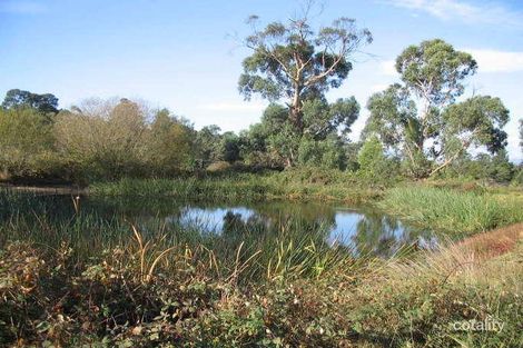 300 Victoria Rd, Seville, VIC 3139