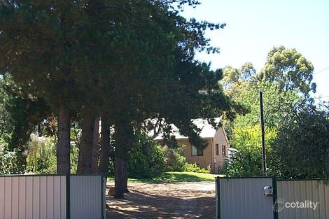 285 Lesmurdie Rd, Lesmurdie, WA 6076