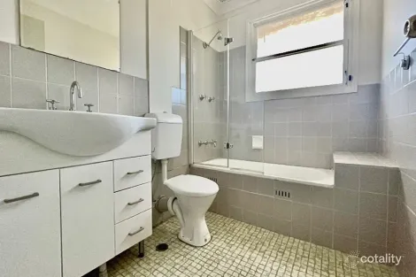 Property photo of 5/21 Gloucester Street Macquarie Fields NSW 2564