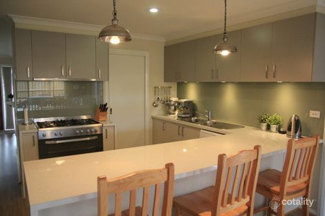 Property photo of 5 Violet Crescent Officer VIC 3809