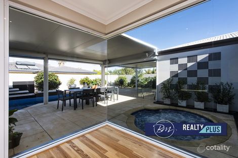 Property photo of 32 Parakeet Way Coogee WA 6166