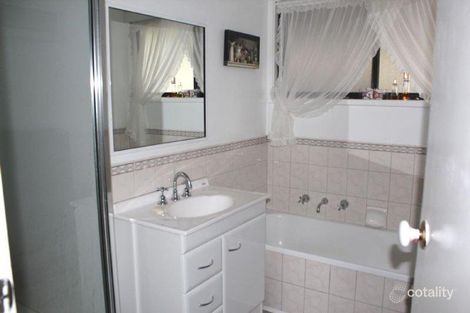 Property photo of 11 Cemetery Road Trafalgar East VIC 3824