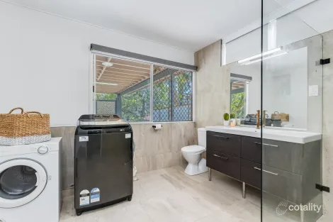 Property photo of 18 Woongarra Street The Gap QLD 4061