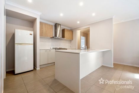 Property photo of 12 Cygnet Avenue Werribee VIC 3030