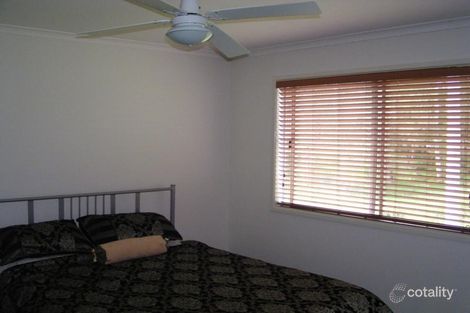 Property photo of 66 Lucas Drive Lamb Island QLD 4184