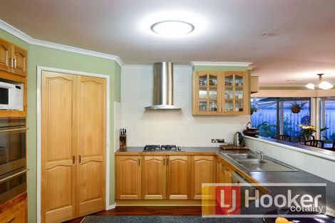 Property photo of 7 Wenlock Court Narre Warren South VIC 3805