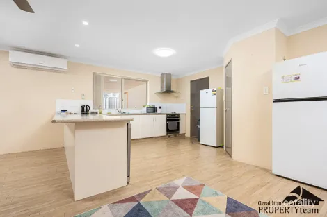 Property photo of 3 Angler Parade Drummond Cove WA 6532