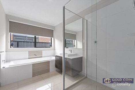 Property photo of 19 Ferdinand Drive Clyde North VIC 3978