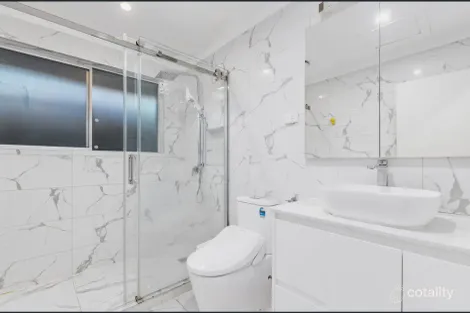 Property photo of 2 Allawah Close Keysborough VIC 3173