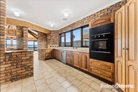 Property photo of 91 The Boulevarde Oak Flats NSW 2529