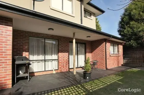 Property photo of 2/659 Waverley Road Glen Waverley VIC 3150