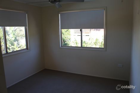 Property photo of 26 Sayre Crescent Boyne Island QLD 4680