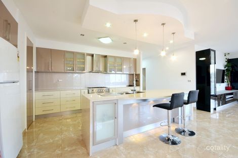 Property photo of 2 Terrick Court Greenvale VIC 3059