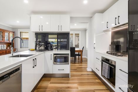 Property photo of 33 Singleton Road Point Clare NSW 2250