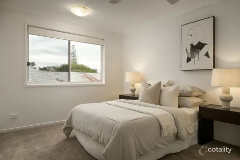 Property photo of 2/27 Ison Street Morningside QLD 4170