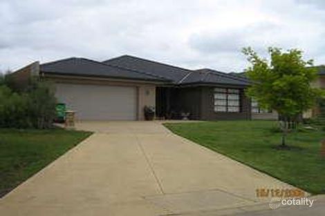 6 Whitewater Ct, Sandhurst, VIC 3977