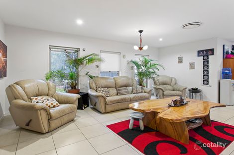 Property photo of 3 Lygon Place Kallangur QLD 4503