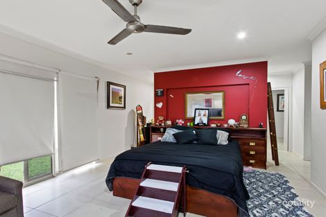 Property photo of 3 Lygon Place Kallangur QLD 4503