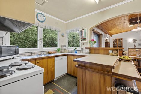 Property photo of 31 White Street Mount Waverley VIC 3149