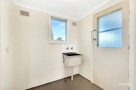 Property photo of 25 Moulds Crescent Smithfield SA 5114