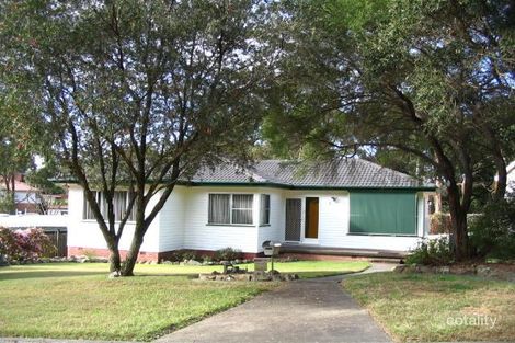 8 Lindsay Ave, Valentine, NSW 2280